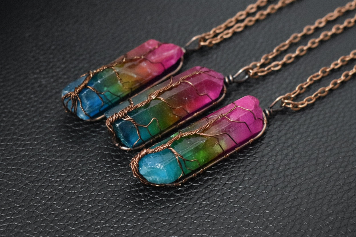 Hot Selling Stone Crystal Pillar Tree Of Life Pendant Ins Fashion Necklace